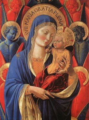 http://i81.servimg.com/u/f81/13/71/67/70/madonn10.jpg